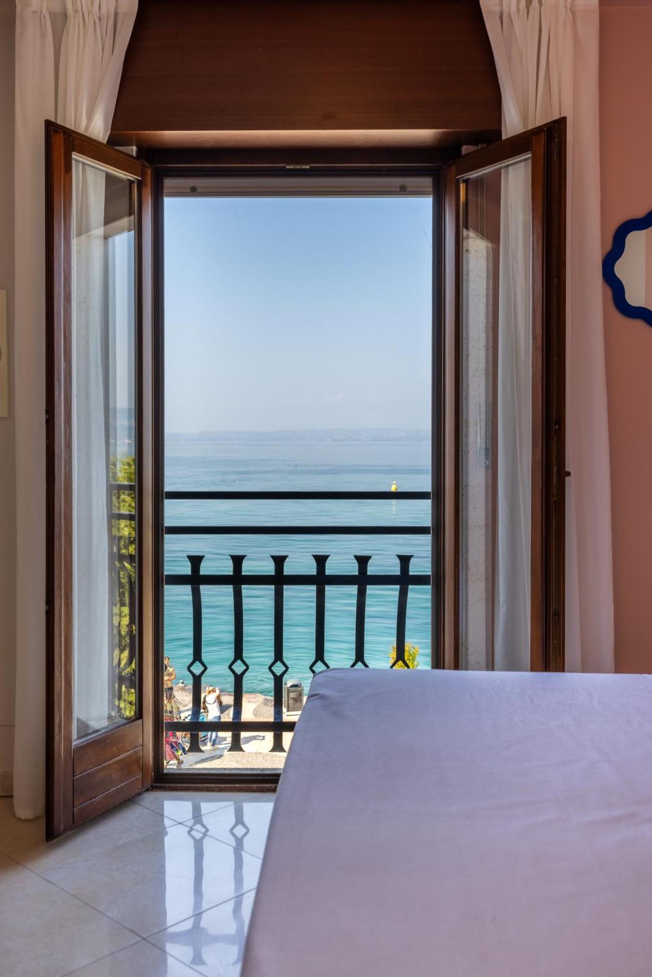 Hotel Miralago Lazise Exterior foto